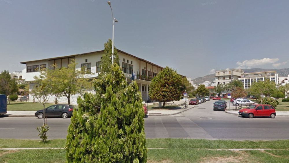 Βόλος: Λουκέτο στο δημαρχείο λόγω κορωνοϊού – Και θερμοκάμερες στη μάχη