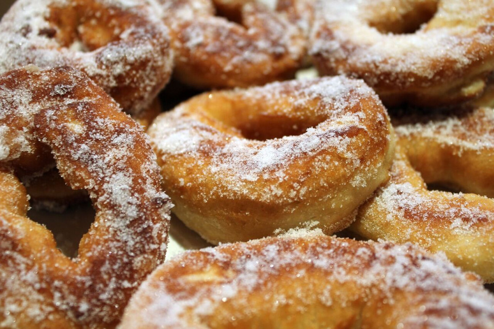 Εύκολα και γρήγορα donuts από τον Άκη