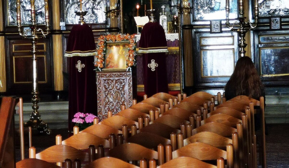 Απίστευτο! Ιερέας στην Ηλιούπολη «κλειδώθηκε» στην Εκκλησία
