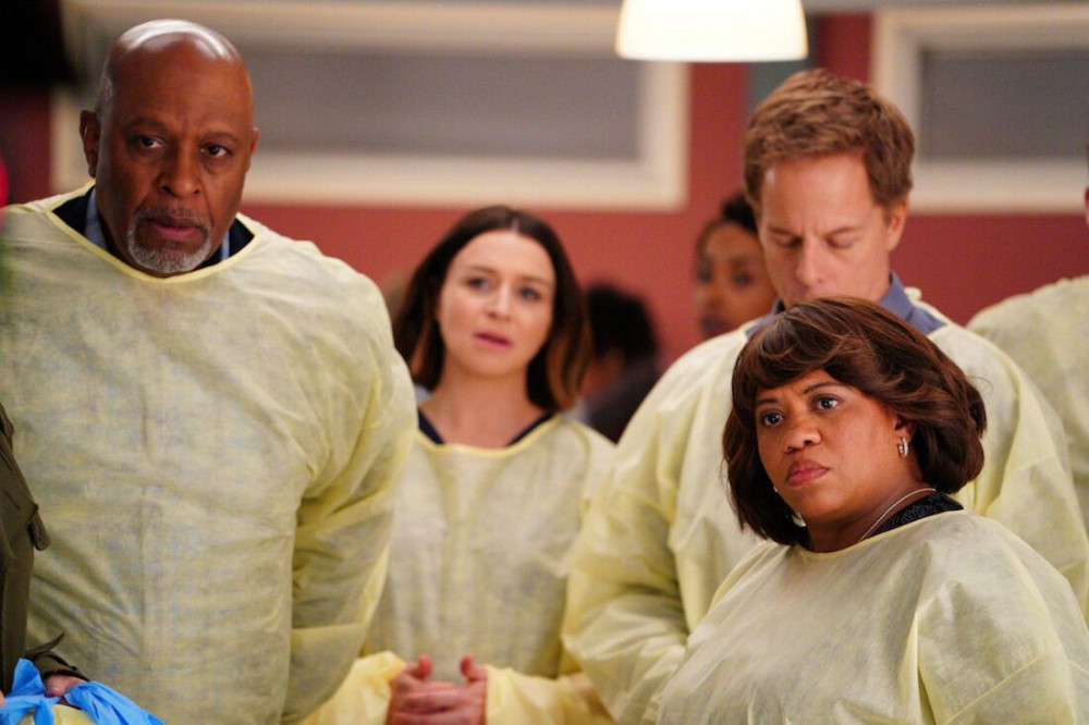 Grey’s Anatomy και Prada βοηθούν γιατρούς