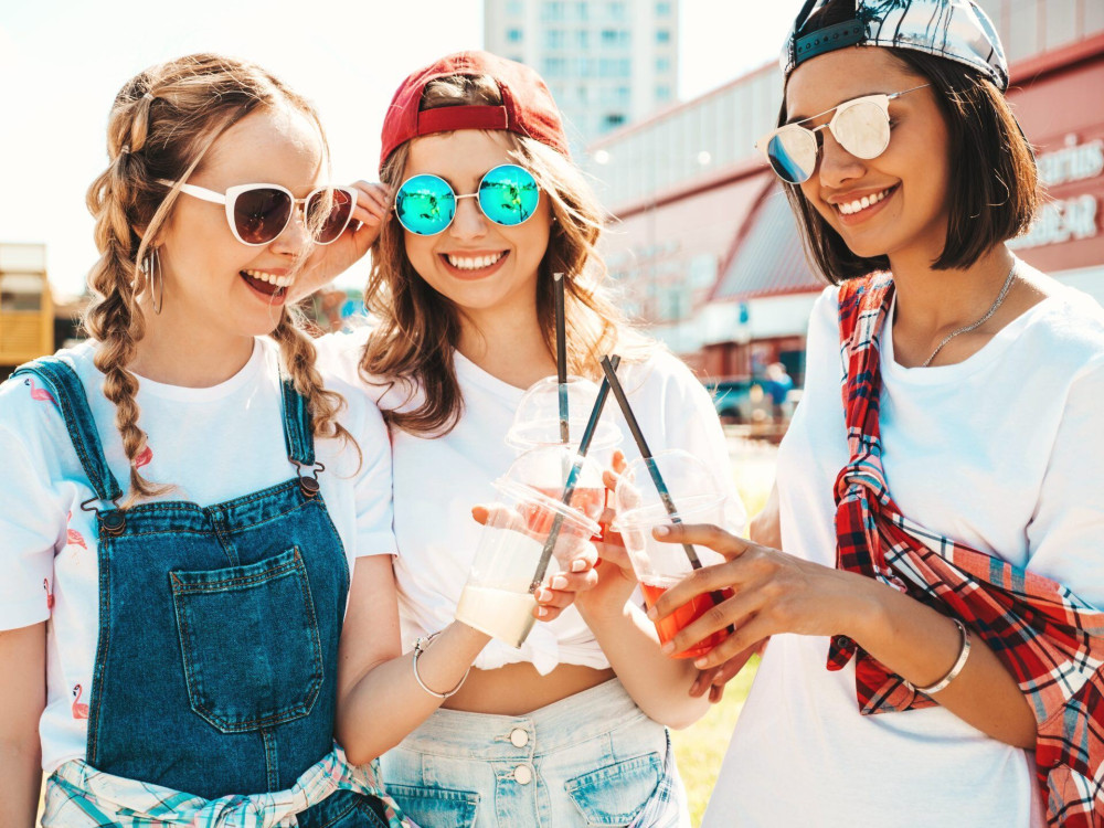 Street Party-Το Summer Vibe  της πόλης θα το βρεις στη Νέα Φιλαδέλφεια!