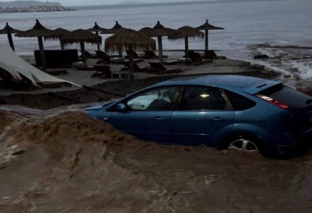 Κακοκαιρία-Θεσσαλονίκη: Έπεσαν κολώνες της ΔΕΗ – Πνίγηκε η Θάσος