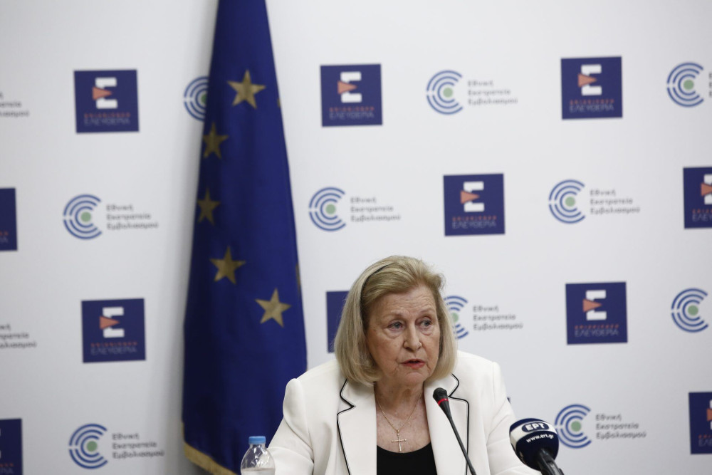 Εμβόλια: Για ποιους είναι “υποχρεωτική” η τέταρτη δόση