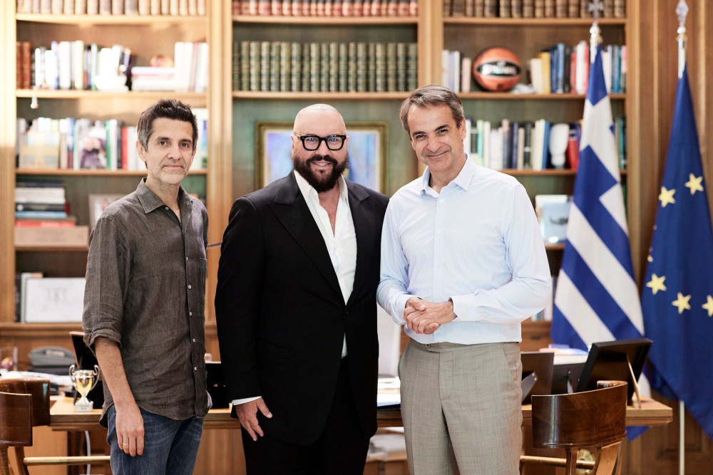 Συνάντηση Μητσοτάκη με Desmond Child και Φοίβο
