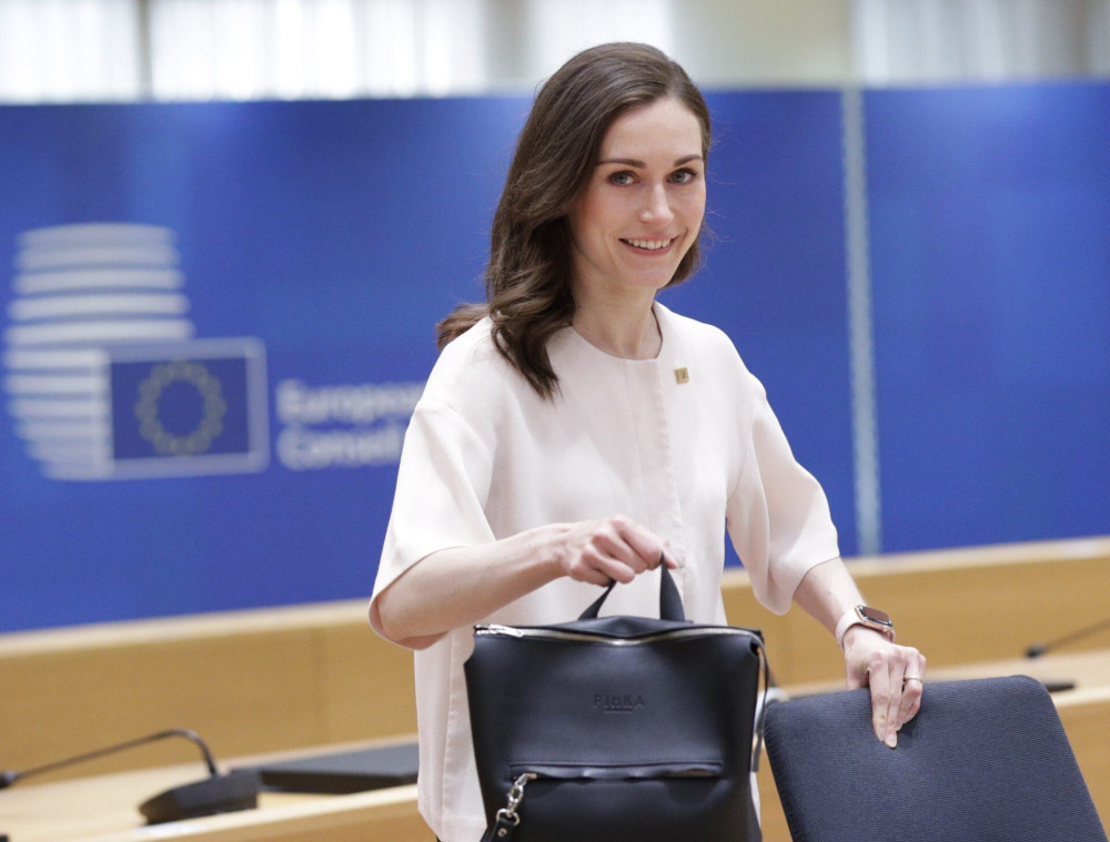 H πολιτικός που κατηγορείται επειδή τόλμησε να είναι… άνθρωπος