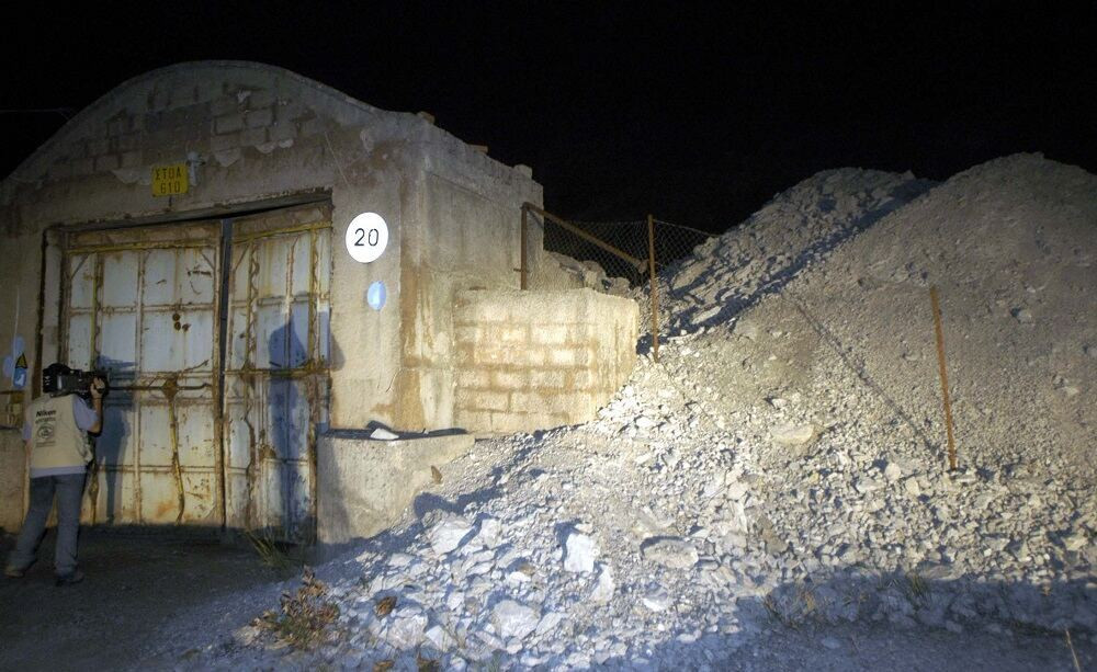Φωκίδα: 40χρονος από τη Λαμία ο νεκρός σε στοά μεταλλείου Βωξίτη – Απεγκλωβίστηκαν άλλοι τρεις εργαζόμενοι