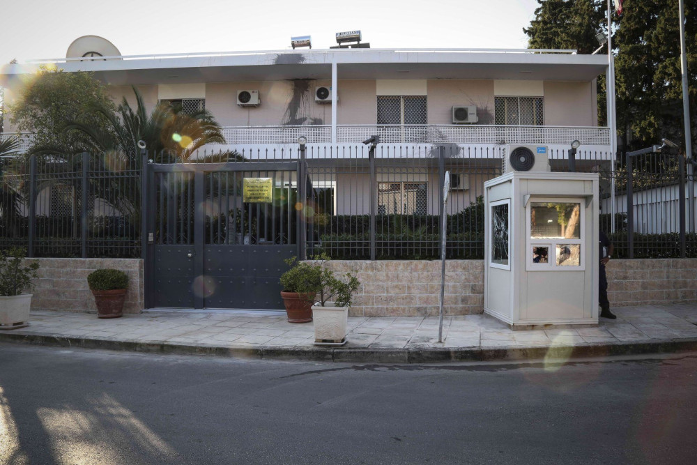 Επίθεση με μολότοφ στην πρεσβεία του Ιράν στο Ψυχικό