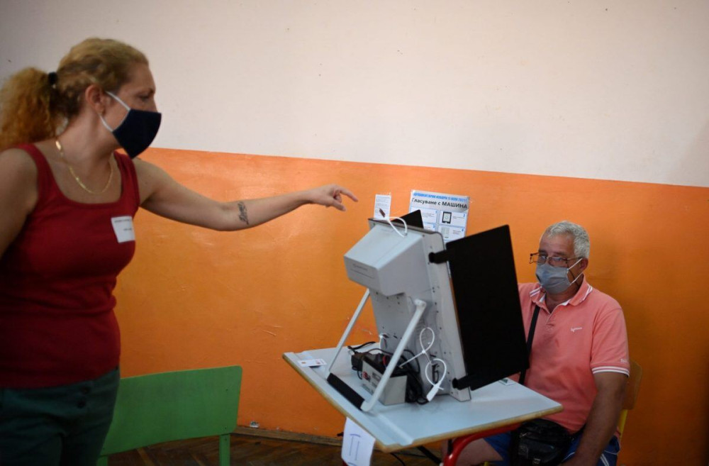 Στις κάλπες την Κυριακή οι Βούλγαροι – Τέταρτη φορά  μέσα σε 18 μήνες!
