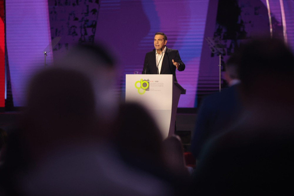 Σε βέρτιγκο ο Τσίπρας: Νομίζει πως θα γίνουν εκλογές το φθινόπωρο!