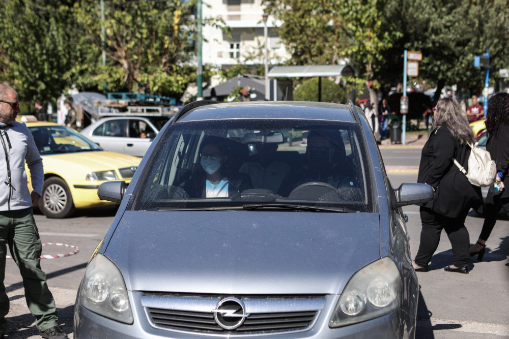 Στα δικαστήρια η μητέρα της 12χρονης – αρνείται την κατηγορία μαστροπείας της κόρης