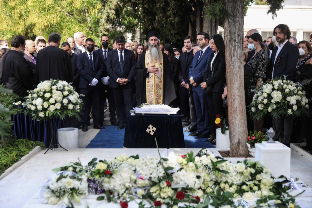 Ετήσιο μνημόσυνο της Φώφης Γεννηματά – Ήταν όλοι εκεί