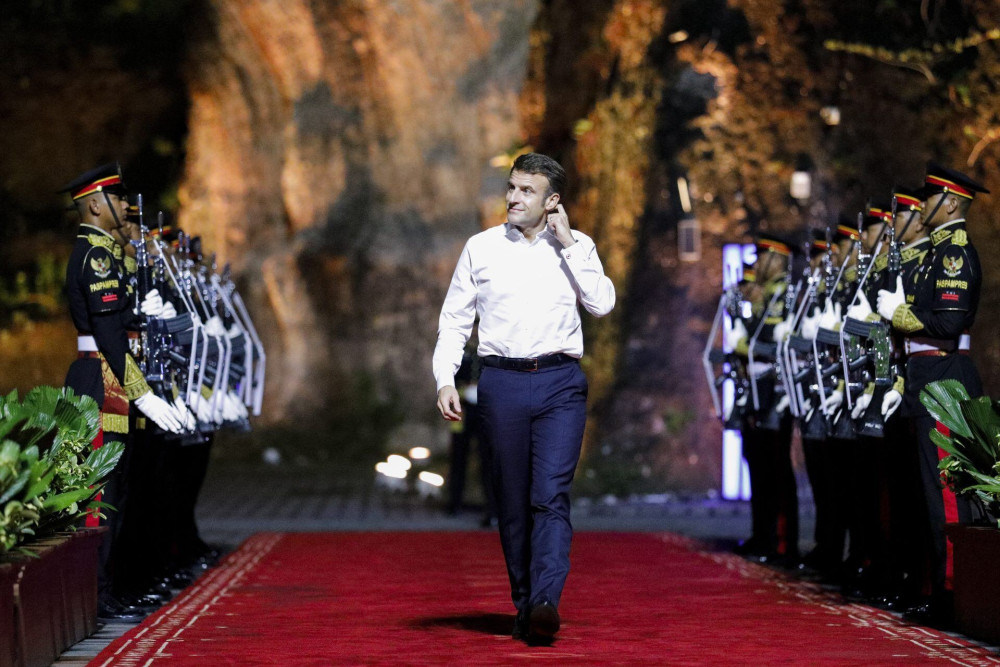 Συνεχίζει το “πρεσάρισμα” στην Κίνα ο Μακρόν: Ζητά να διαδραματίσει σημαντικότερο ρόλο στο ουκρανικό