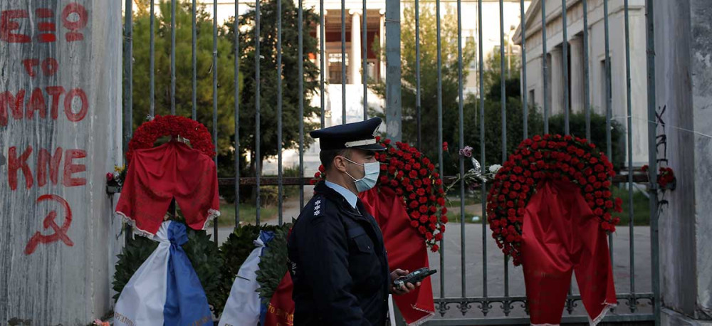 Άνοιξαν οι πύλες του Πολυτεχνείου – Δρακόντεια τα μέτρα ασφαλείας της ΕΛ.ΑΣ