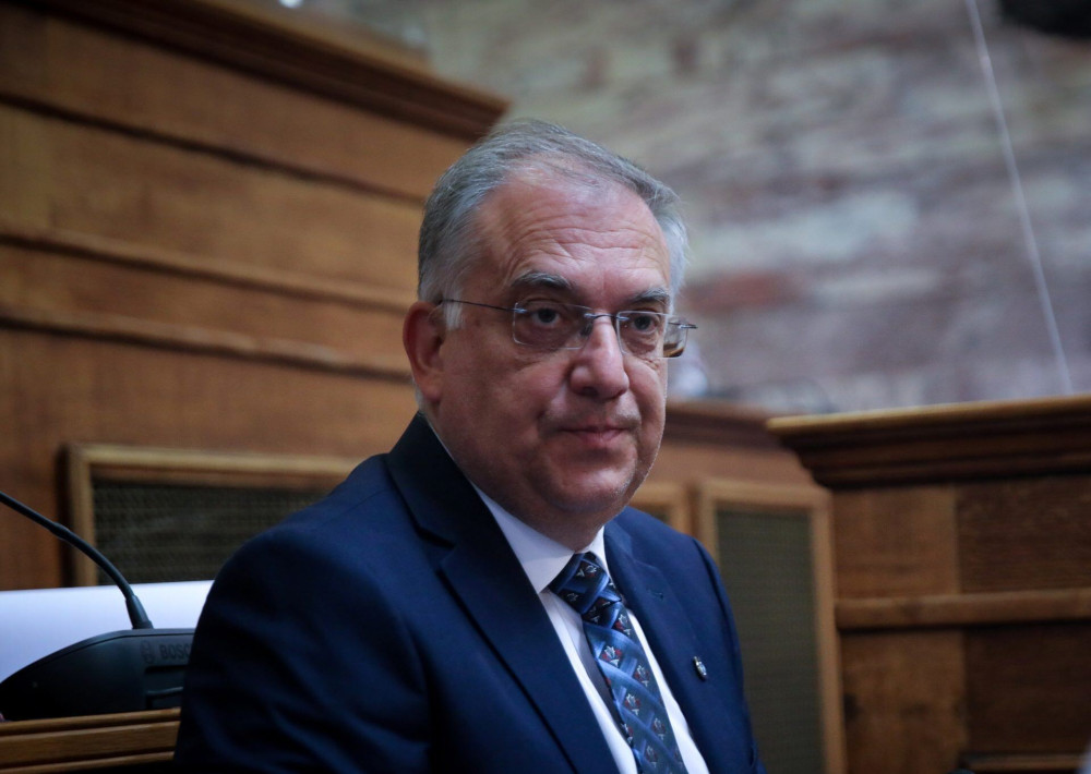 Θεοδωρικάκος: Οι παρακολουθήσεις είναι μια “υπόθεση Novartis Νο 2”