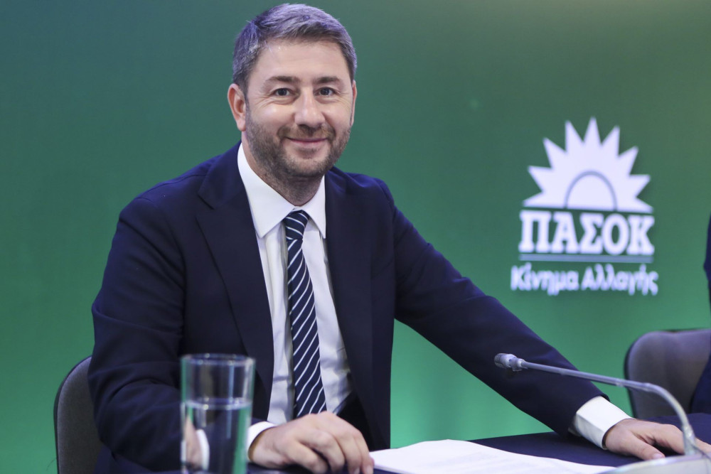 Μάνος Βουλαρίνος: Οι άθλοι του… Δούρειου Νίκου