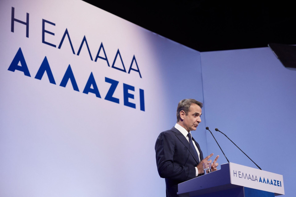 Μητσοτάκης: Χριστουγεννιάτικο «δώρο» 600 ευρώ στους ένστολους ΕΛ.ΑΣ – Λιμενικoύ