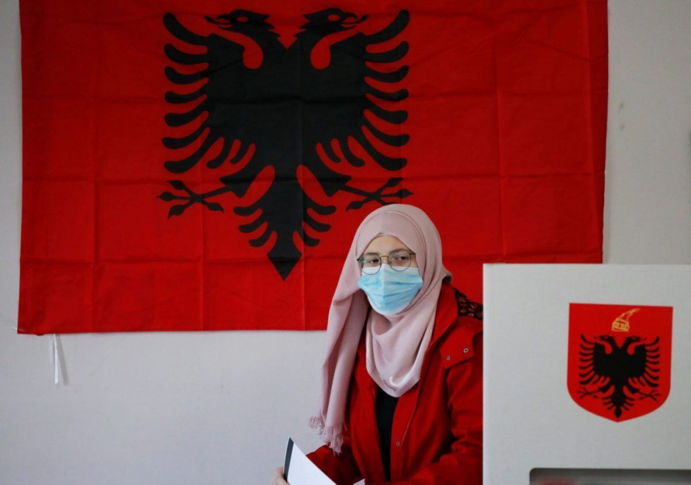 Προβληματισμοί από την Αλβανία