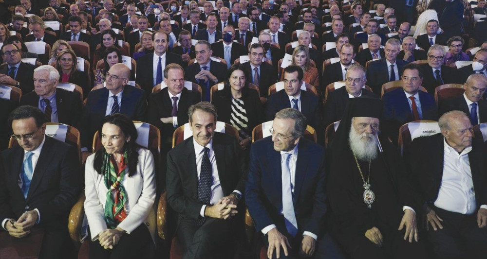 Διαβάστε την Πέμπτη στην εφημερίδα “tomanifesto”: Ηχηρό μήνυμα ενότητας της κεντροδεξιάς