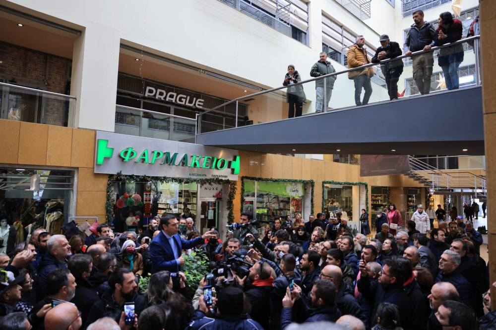 «Λαοθάλασσα» για τον Τσίπρα και στην Καστοριά – «Σαρωτικός» ο πρόεδρος…