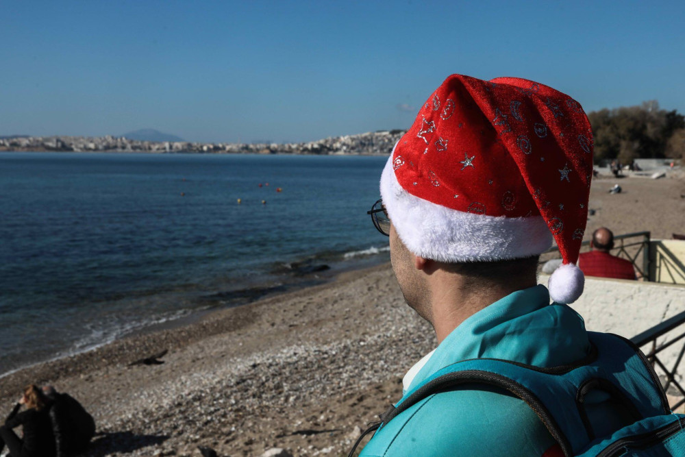 Με καλοκαιρία και υψηλές θερμοκρασίες η πρώτη ημέρα του χρόνου!