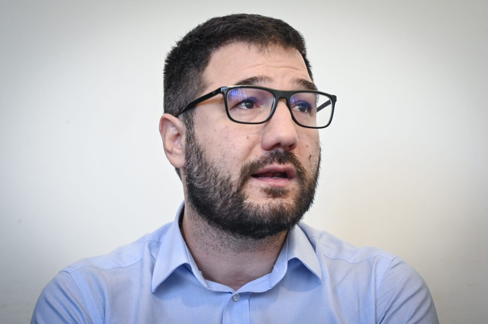 Ο Ηλιόπουλος βλέπει… ντέρμπι!