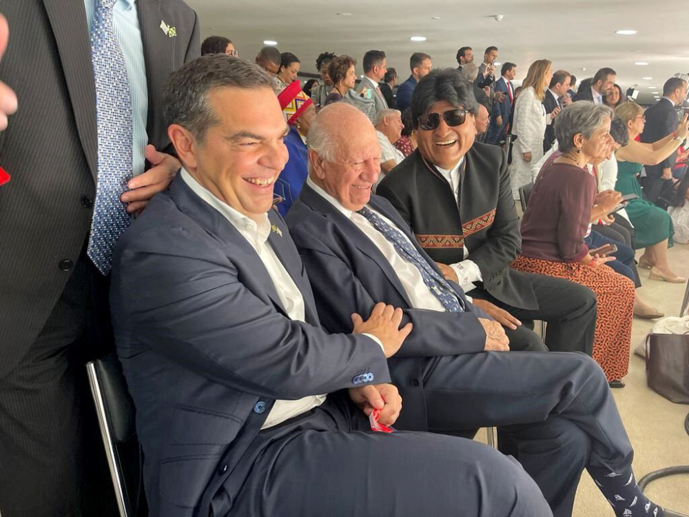 Ο πολιτικός τουρισμός του Τσίπρα
