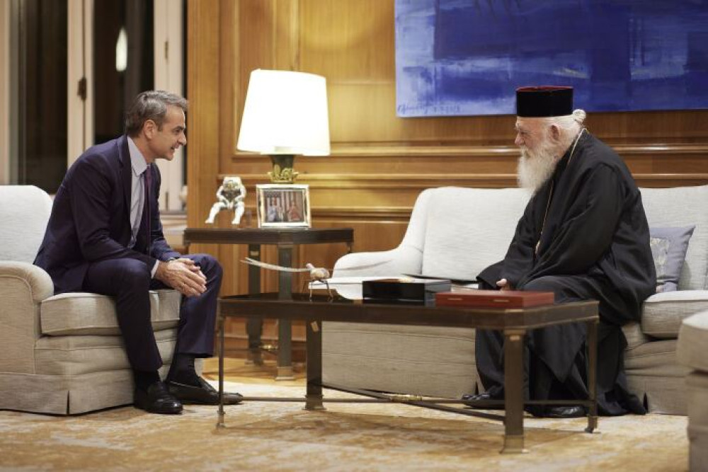 Συνάντηση Μητσοτάκη με Αρχιεπίσκοπο Ιερώνυμο – Στην ατζέντα η αξιοποίηση της εκκλησιαστικής περιουσίας