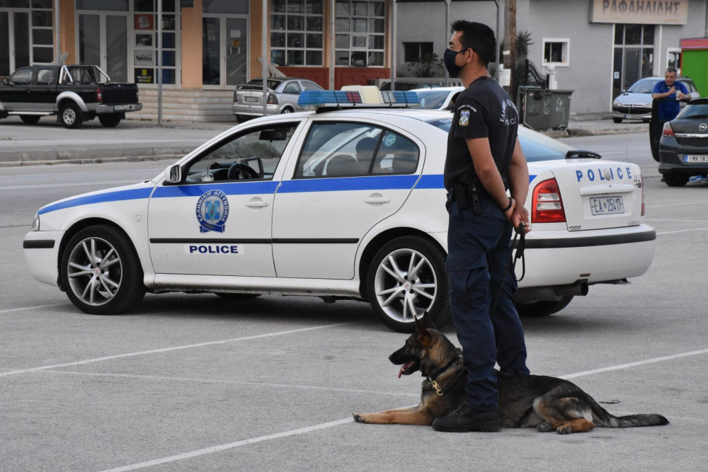 “Αστυνομικός-σκύλος” βρήκε τα ναρκωτικά που έκρυβε 59χρονος στην Καλαμάτα