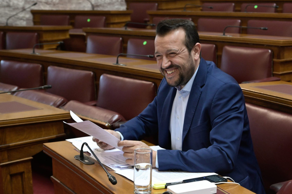 Με μήνυση απειλεί ο Παππάς τη γραμματέα Καλογρίτσα – Εμμένει στη σιωπή ο ΣΥΡΙΖΑ