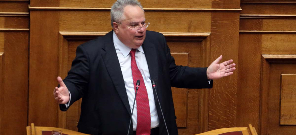 Ο Κοτζιάς, οι “μοναρχικοί” και η… μοναχική πορεία!