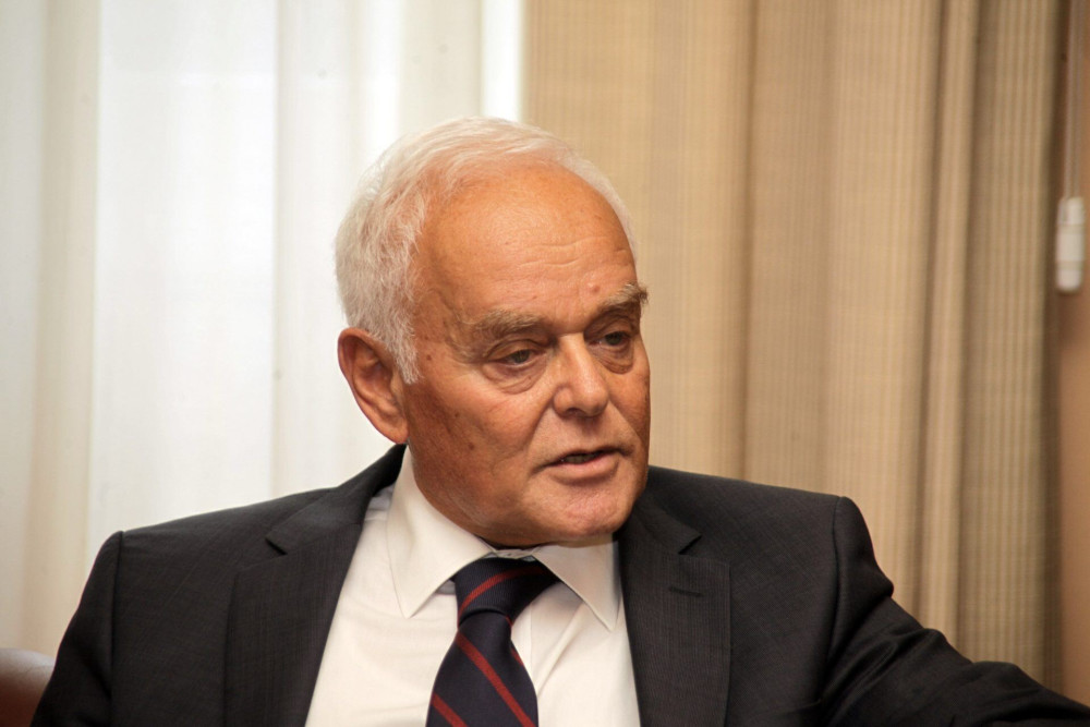 Μανιτάκης: συνταγματική η αλλαγή του ορίου εισόδου στη Βουλή από 3% σε 5%