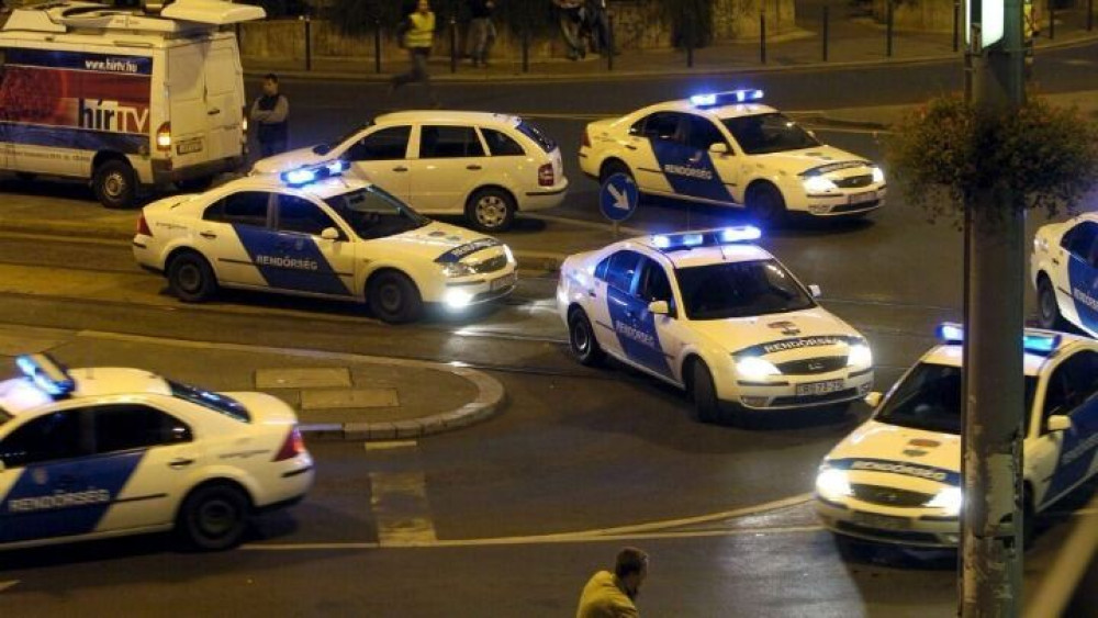 Βουδαπέστη: Νεκρός αστυνομικός από επίθεση με μαχαίρι – Δύο ακόμη τραυματίες
