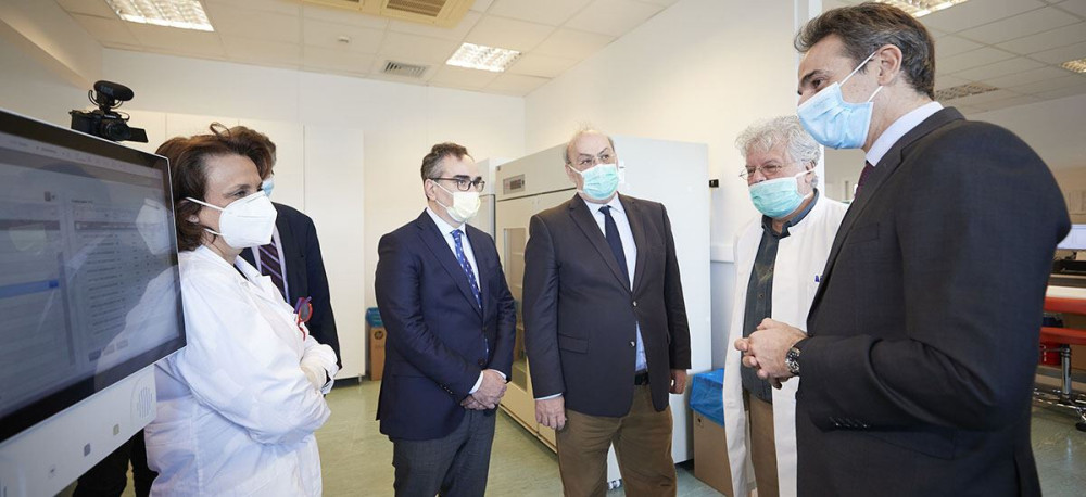 Στο ΕΚΕΑ ο Μητσοτάκης: Με τη στήριξή σας θα ανοίξουμε την κοινωνία και την οικονομία