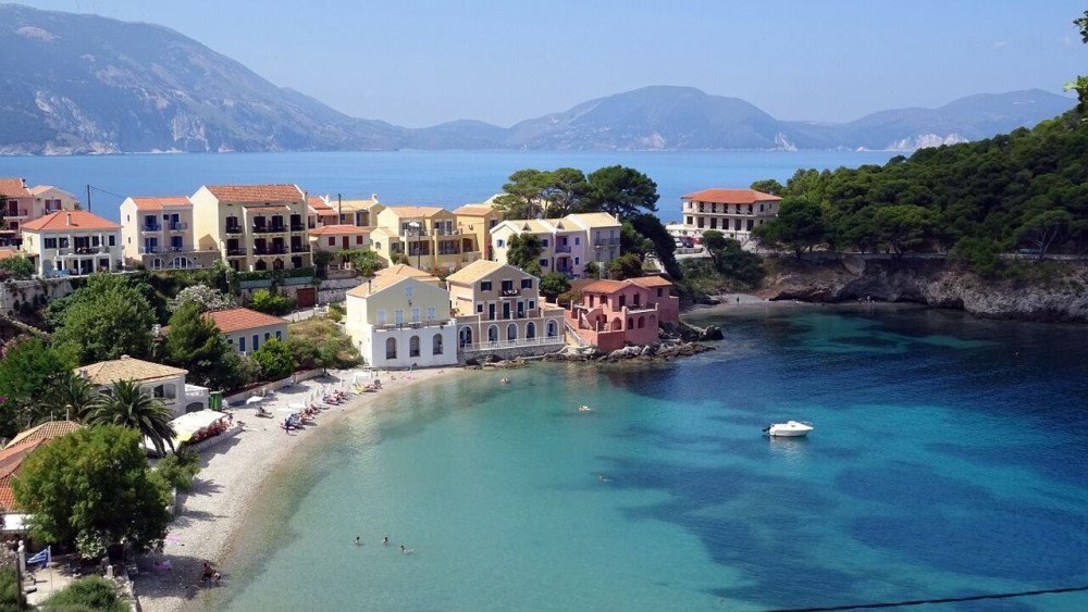 Πώς θα καλυφθούν υγειονομικά οι τουρίστες