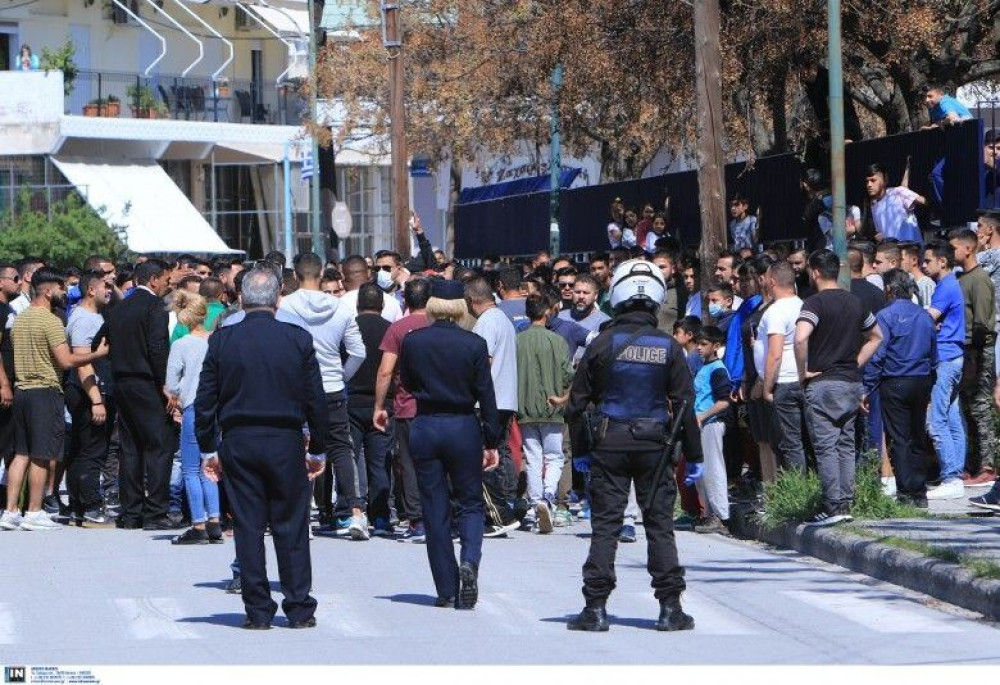 Λάρισα: Επί ποδός οι αρχές – Τρία ακόμη θετικά δείγματα στον οικισμό Ρομά