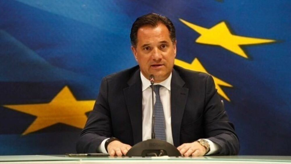 Γεωργιάδης: Οι τιμές στις μάσκες πέφτουν – Εξασφαλισμένη η επάρκεια