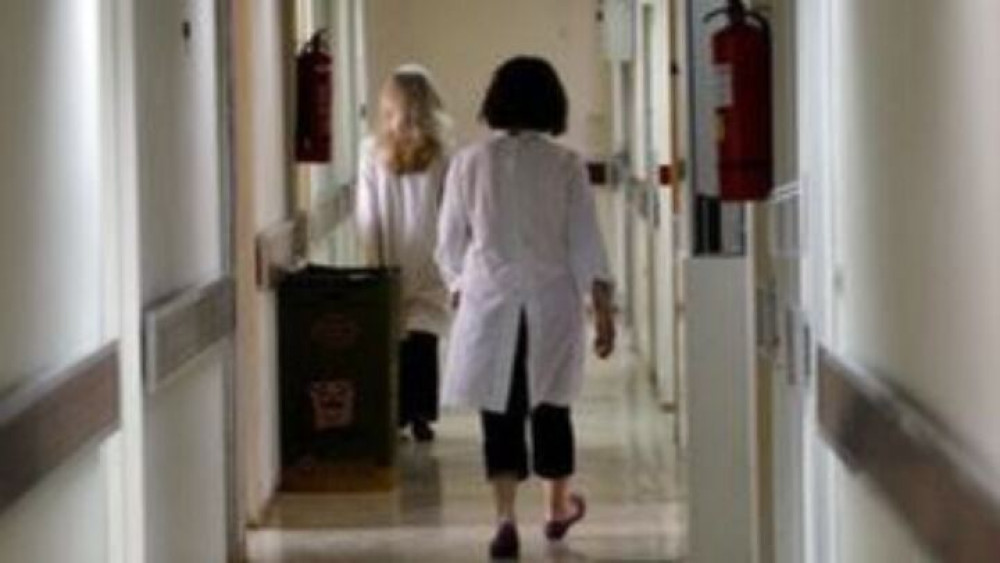 Κρούσμα κορωνοϊού σε δομή φιλοξενίας προσφύγων στη Γλυφάδα