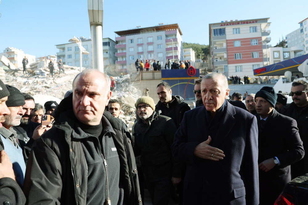 Οργή των σεισμοπαθών για Ερντογάν: “Μην έρθεις εδώ να ζητήσεις ψήφους”
