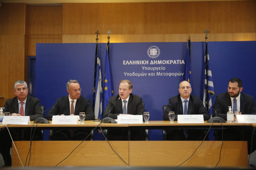Υπογράφηκε η κατασκευή του δρόμου “Μπράλος- Άμφισσα”