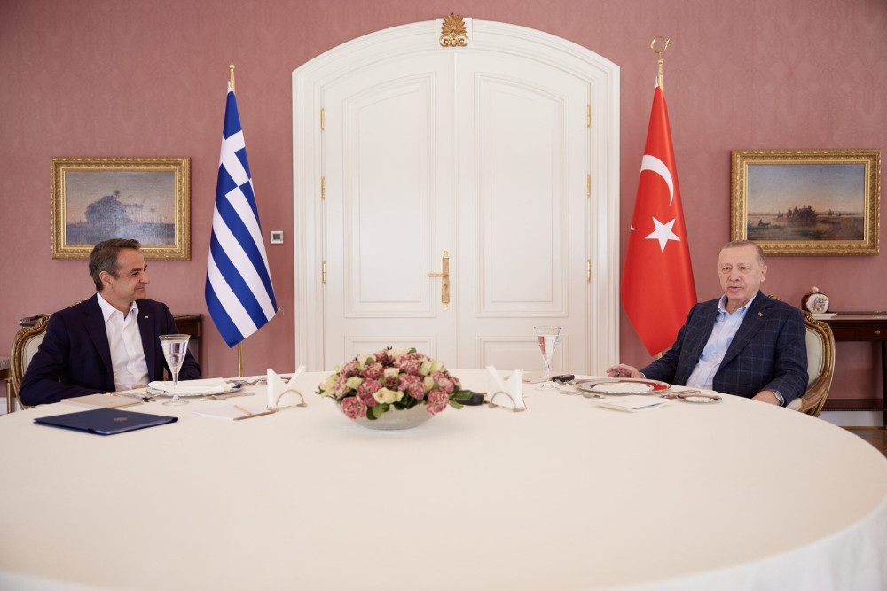 Τηλεφωνική επικοινωνία Μητσοτάκη – Ερντογάν: Η άμεση συνδρομή και το ευχαριστώ του τούρκου προέδρου