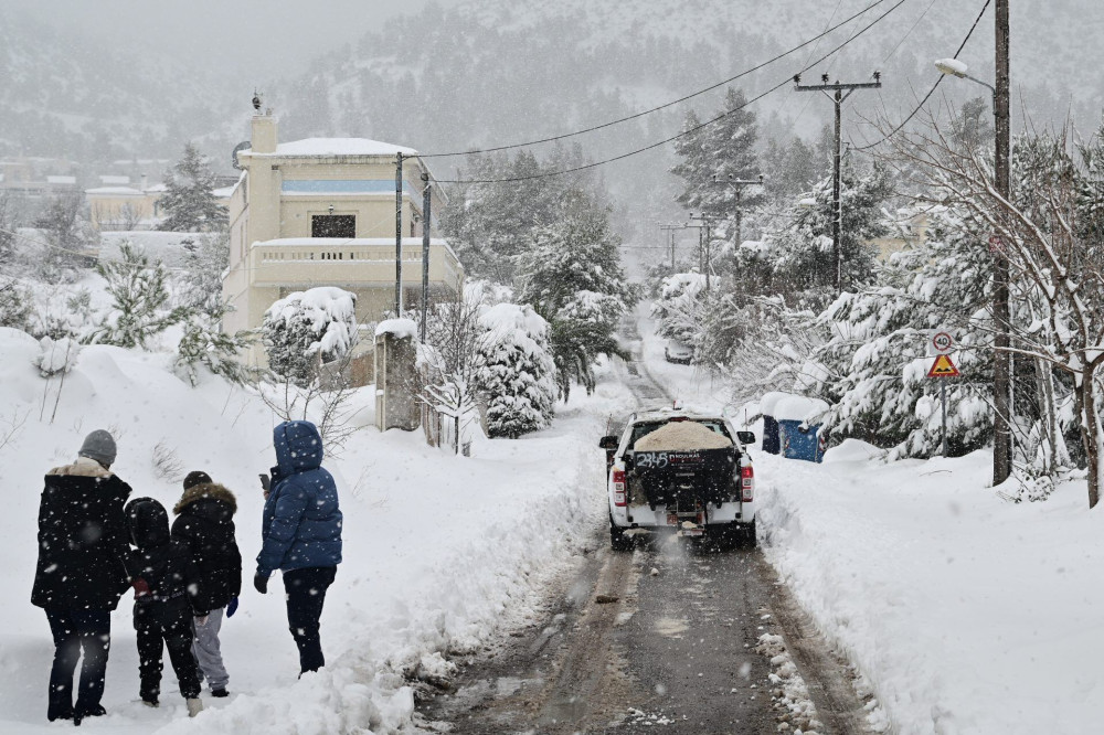 Πώς θα λειτουργήσουν την Τρίτη τα σχολεία στην Αττική – Σε ποιες περιοχές θα είναι κλειστά
