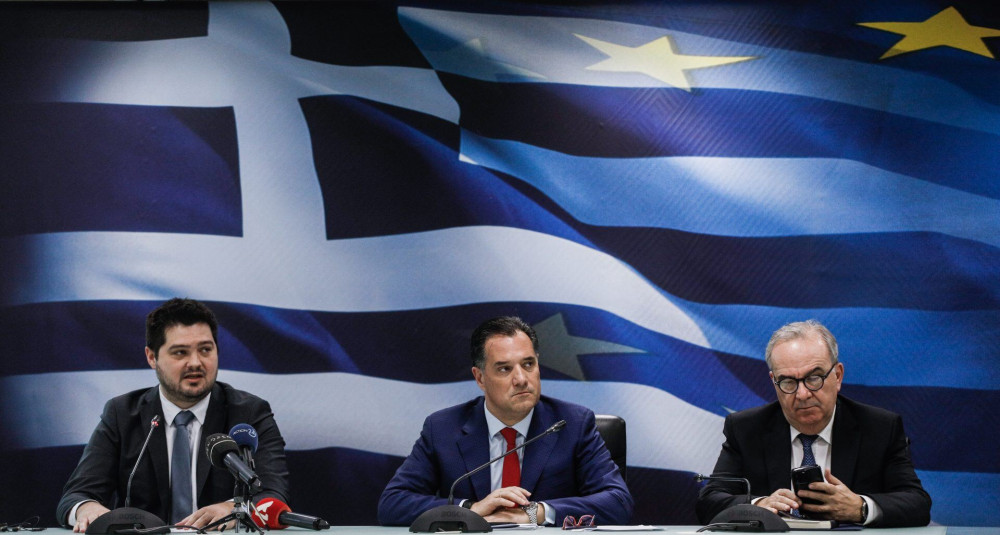 Τα νέα προϊόντα στο “Καλάθι του “Νοικοκυριού” και η λίστα για τη Σαρακοστή-“Καμπάνες” σε 4 σούπερ μάρκετ
