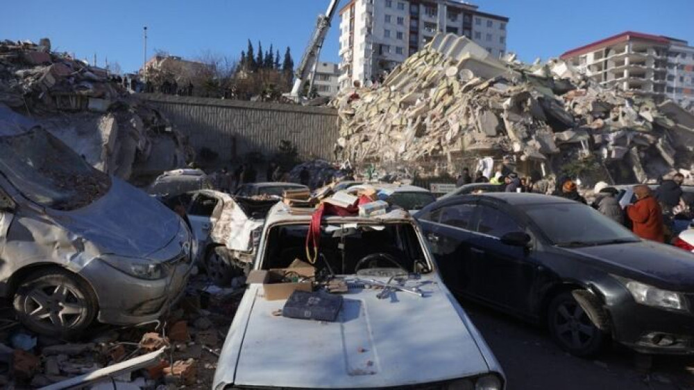 Ο σεισμός φέρνει σενάρια αναβολής των εκλογών στην Τουρκία – Οργή για ανεπαρκή αρωγή