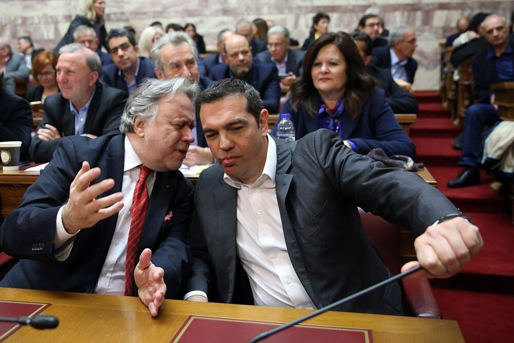 Αμετανόητοι για τη “σφαγή” των συντάξεων