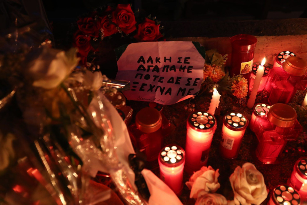 Δίκη για τη δολοφονία Καμπανού: “Υπήρχε κυριολεκτικά λουτρό αίματος” – Τι κατέθεσε γιατρός του ΕΚΑΒ