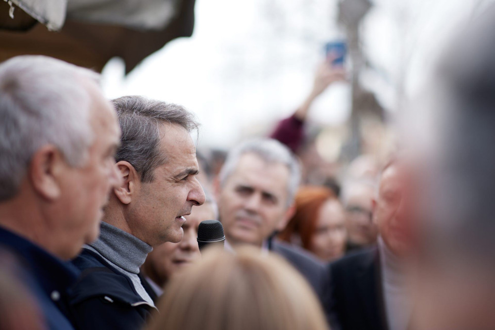 Συνέντευξη Μητσοτάκη σε ραδιόφωνο των Τρικάλων-Τι είπε για εκλογές, διατροφή και… ποδόσφαιρο