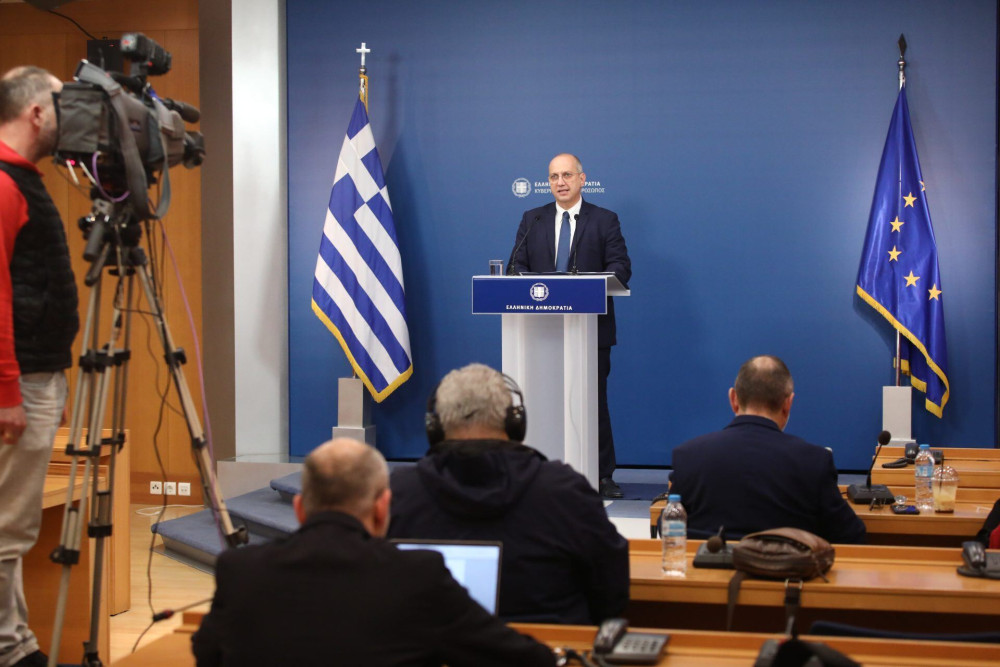 Οικονόμου: Καπηλεία της εθνικής τραγωδίας από ΣΥΡΙΖΑ και “μπαχαλάκηδες”