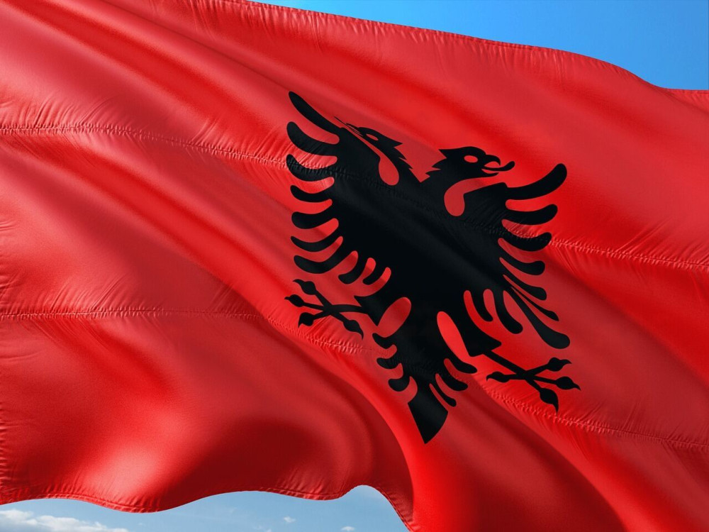Εθνικό πένθος στην Αλβανία την Κυριακή για το δυστύχημα στα Τέμπη – 5 Αλβανοί στους νεκρούς