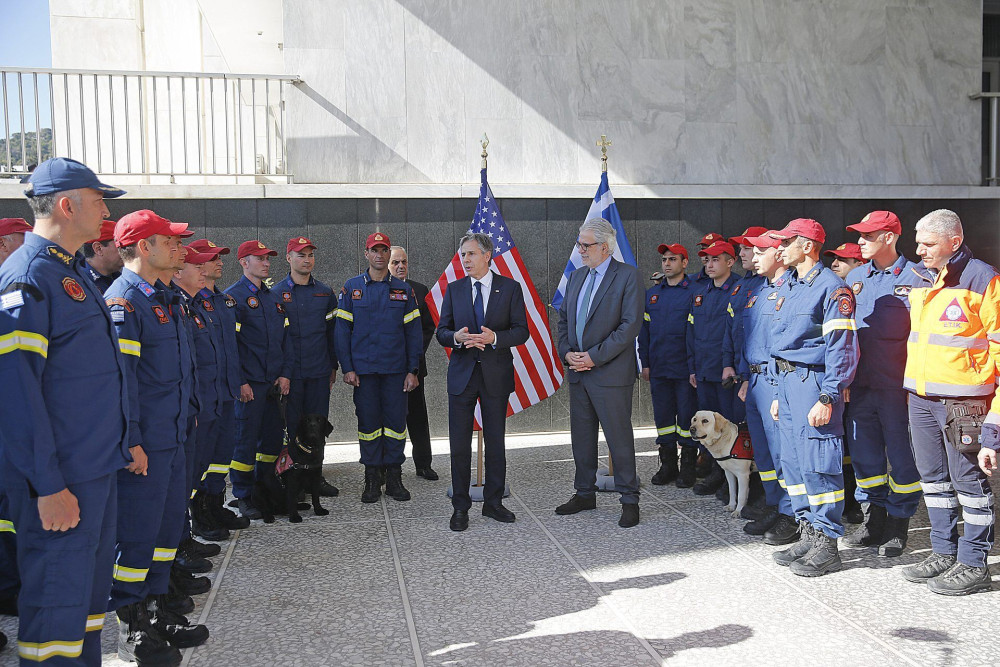 Το “ευχαριστώ” Μπλίνκεν στα μέλη της ΕΜΑΚ και του ΕΚΑΒ για την βοήθεια στην Τουρκία