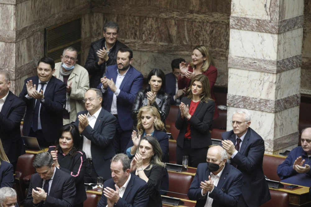 Τα έδωσαν όλα για το… Χρυσό Βατόμουρο!